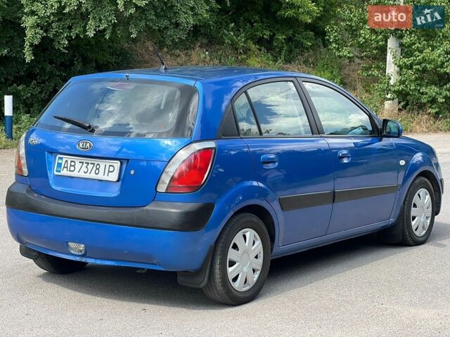 Синій Кіа Ріо, об'ємом двигуна 1.4 л та пробігом 168 тис. км за 3700 $, фото 4 на Automoto.ua
