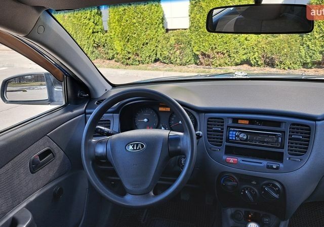 Синий Киа Рио, объемом двигателя 1.4 л и пробегом 155 тыс. км за 4700 $, фото 30 на Automoto.ua