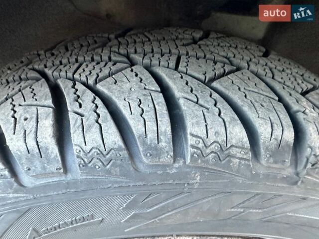 Синій Кіа Ріо, об'ємом двигуна 1.4 л та пробігом 184 тис. км за 4200 $, фото 14 на Automoto.ua