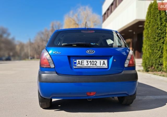 Синий Киа Рио, объемом двигателя 1.4 л и пробегом 155 тыс. км за 4700 $, фото 14 на Automoto.ua