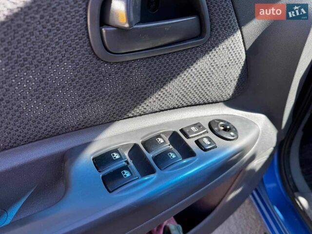 Синий Киа Рио, объемом двигателя 1.4 л и пробегом 343 тыс. км за 3490 $, фото 11 на Automoto.ua