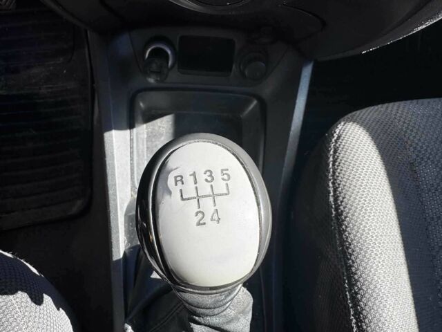 Синій Кіа Ріо, об'ємом двигуна 1.4 л та пробігом 343 тис. км за 4690 $, фото 17 на Automoto.ua