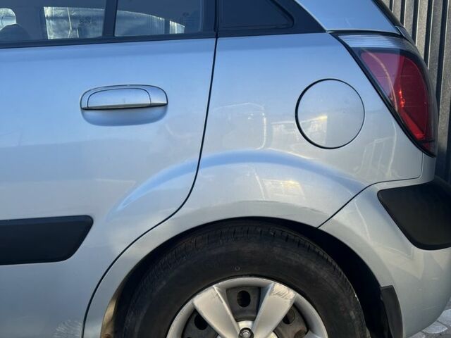 Синий Киа Рио, объемом двигателя 1.4 л и пробегом 192 тыс. км за 2996 $, фото 2 на Automoto.ua