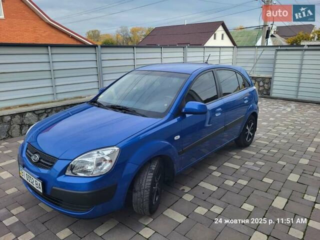 Синій Кіа Ріо, об'ємом двигуна 1.4 л та пробігом 85 тис. км за 5900 $, фото 5 на Automoto.ua