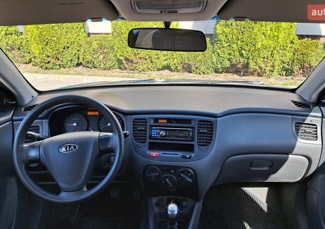 Синий Киа Рио, объемом двигателя 1.4 л и пробегом 155 тыс. км за 4700 $, фото 29 на Automoto.ua