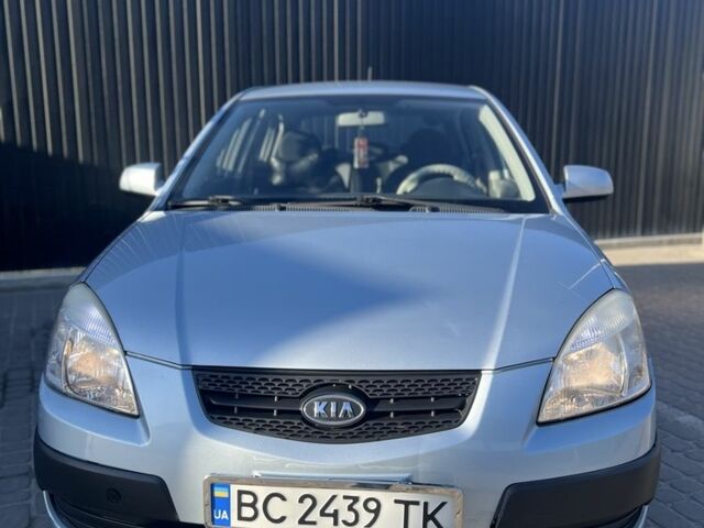 Синий Киа Рио, объемом двигателя 1.4 л и пробегом 192 тыс. км за 2996 $, фото 1 на Automoto.ua