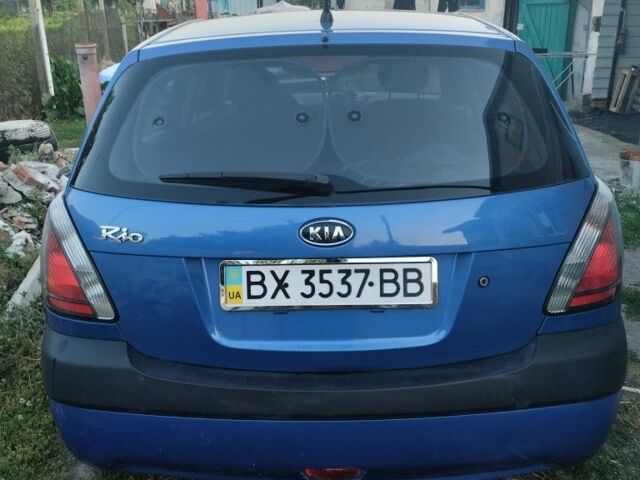 Синий Киа Рио, объемом двигателя 0 л и пробегом 194 тыс. км за 3500 $, фото 1 на Automoto.ua