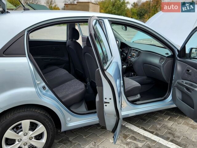 Синий Киа Рио, объемом двигателя 1.4 л и пробегом 192 тыс. км за 6444 $, фото 24 на Automoto.ua
