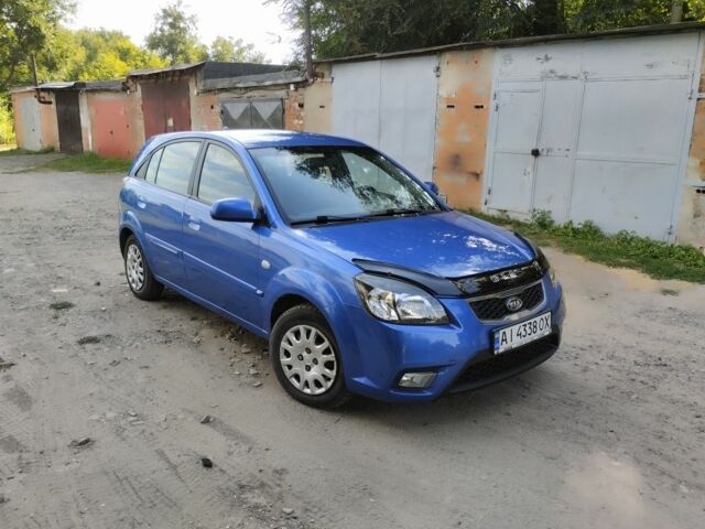 Синій Кіа Ріо, об'ємом двигуна 1.4 л та пробігом 198 тис. км за 4150 $, фото 4 на Automoto.ua