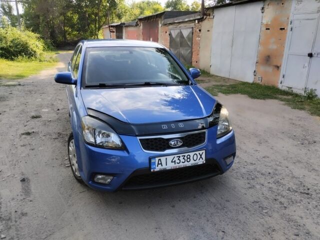 Синій Кіа Ріо, об'ємом двигуна 1.4 л та пробігом 198 тис. км за 4150 $, фото 3 на Automoto.ua