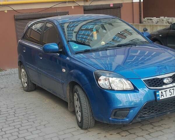 Синій Кіа Ріо, об'ємом двигуна 1.4 л та пробігом 130 тис. км за 5000 $, фото 3 на Automoto.ua