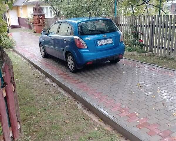 Синій Кіа Ріо, об'ємом двигуна 1.4 л та пробігом 130 тис. км за 5000 $, фото 6 на Automoto.ua