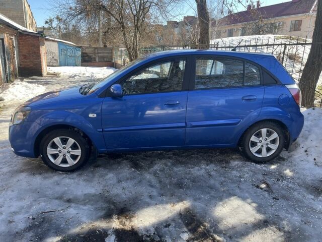 Синій Кіа Ріо, об'ємом двигуна 1.4 л та пробігом 90 тис. км за 6000 $, фото 4 на Automoto.ua