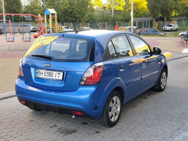 Синий Киа Рио, объемом двигателя 1.4 л и пробегом 165 тыс. км за 4850 $, фото 10 на Automoto.ua