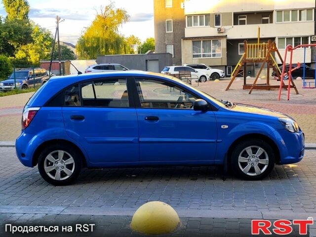 Синій Кіа Ріо, об'ємом двигуна 1.4 л та пробігом 165 тис. км за 4850 $, фото 7 на Automoto.ua