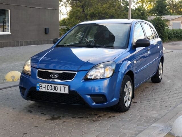Синий Киа Рио, объемом двигателя 1.4 л и пробегом 165 тыс. км за 4850 $, фото 15 на Automoto.ua
