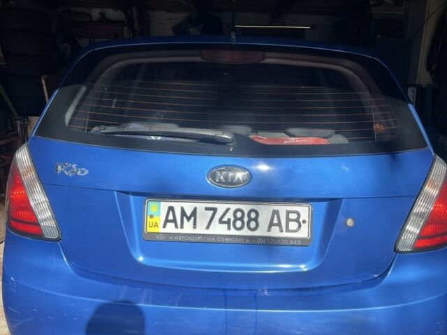Синій Кіа Ріо, об'ємом двигуна 1.4 л та пробігом 90 тис. км за 6000 $, фото 5 на Automoto.ua