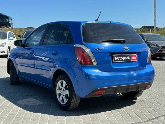 Синий Киа Рио, объемом двигателя 1.5 л и пробегом 275 тыс. км за 5990 $, фото 5 на Automoto.ua