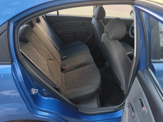 Синий Киа Рио, объемом двигателя 1.4 л и пробегом 165 тыс. км за 4850 $, фото 21 на Automoto.ua