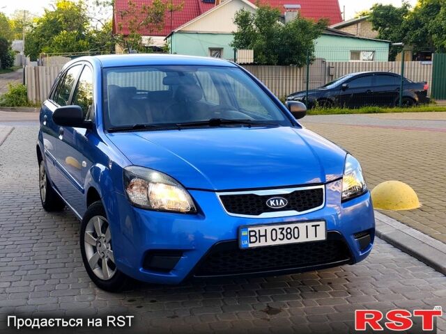 Синій Кіа Ріо, об'ємом двигуна 1.4 л та пробігом 165 тис. км за 4850 $, фото 1 на Automoto.ua