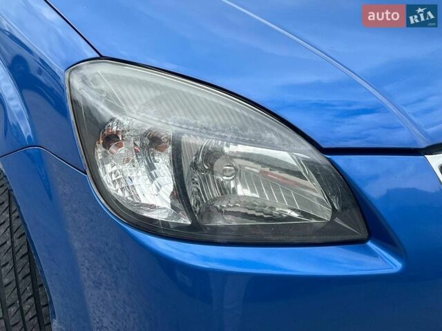 Синій Кіа Ріо, об'ємом двигуна 1.4 л та пробігом 190 тис. км за 5490 $, фото 11 на Automoto.ua