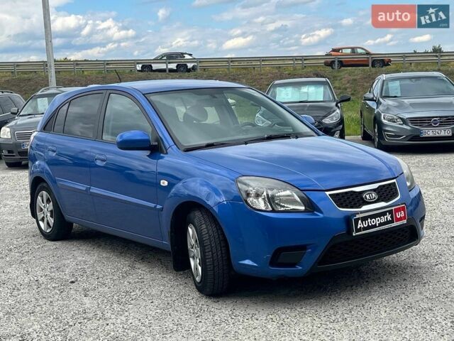 Синій Кіа Ріо, об'ємом двигуна 1.4 л та пробігом 190 тис. км за 5490 $, фото 10 на Automoto.ua