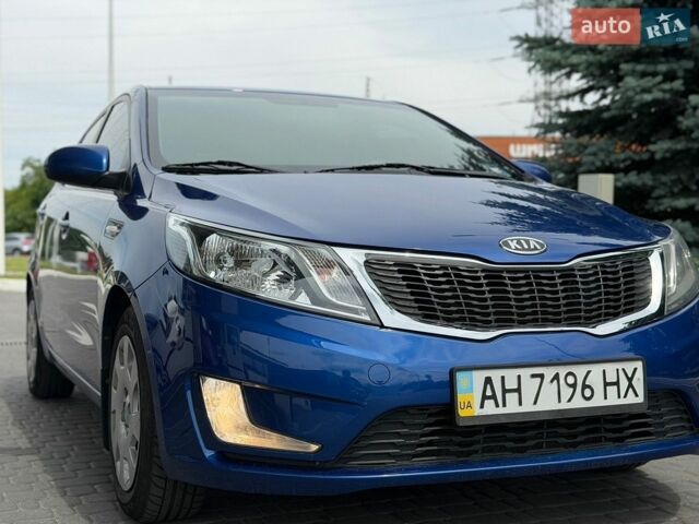 Синій Кіа Ріо, об'ємом двигуна 1.59 л та пробігом 188 тис. км за 8999 $, фото 3 на Automoto.ua