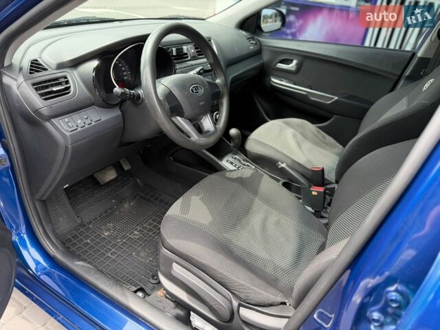 Синій Кіа Ріо, об'ємом двигуна 1.59 л та пробігом 188 тис. км за 8999 $, фото 8 на Automoto.ua