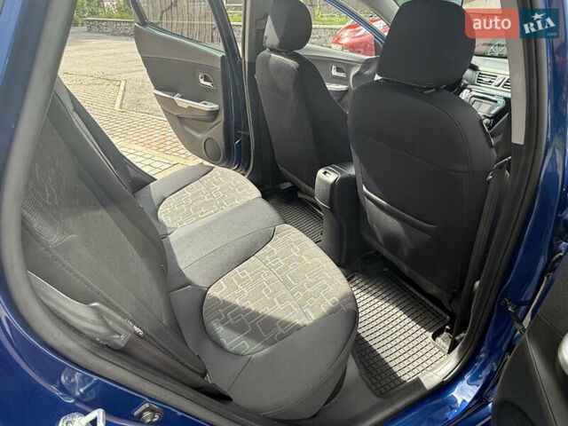 Синий Киа Рио, объемом двигателя 1.59 л и пробегом 92 тыс. км за 9800 $, фото 81 на Automoto.ua