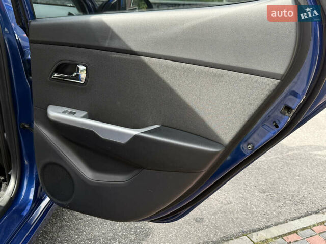 Синий Киа Рио, объемом двигателя 1.59 л и пробегом 92 тыс. км за 9800 $, фото 80 на Automoto.ua