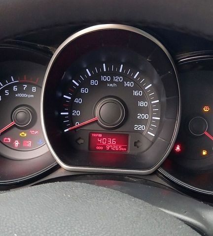 Синій Кіа Ріо, об'ємом двигуна 1.59 л та пробігом 97 тис. км за 6500 $, фото 10 на Automoto.ua