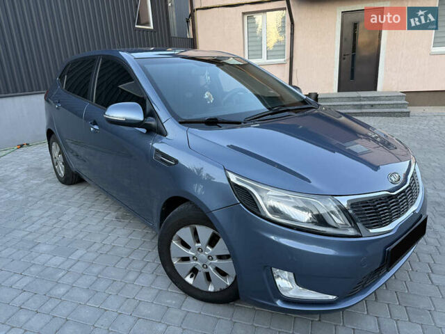 Синій Кіа Ріо, об'ємом двигуна 1.6 л та пробігом 103 тис. км за 8300 $, фото 9 на Automoto.ua