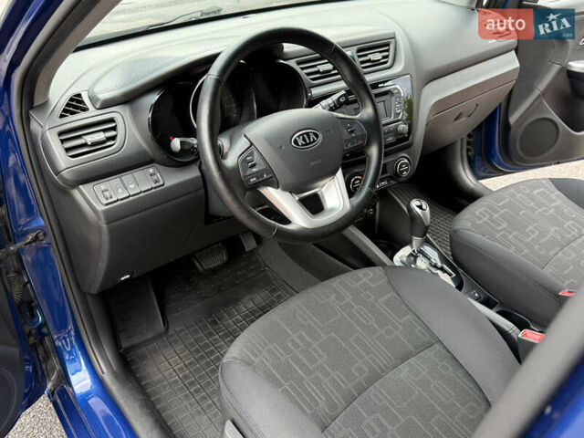 Синий Киа Рио, объемом двигателя 1.59 л и пробегом 92 тыс. км за 9800 $, фото 67 на Automoto.ua