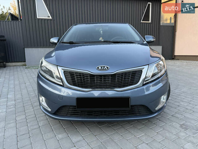 Синій Кіа Ріо, об'ємом двигуна 1.6 л та пробігом 103 тис. км за 8300 $, фото 8 на Automoto.ua