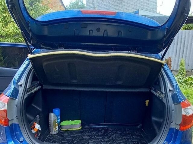 Синій Кіа Ріо, об'ємом двигуна 1.59 л та пробігом 97 тис. км за 6300 $, фото 4 на Automoto.ua