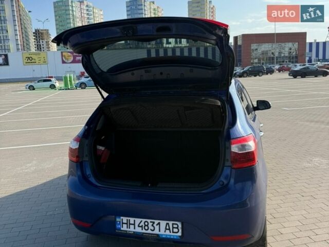 Синій Кіа Ріо, об'ємом двигуна 1.59 л та пробігом 315 тис. км за 4950 $, фото 12 на Automoto.ua