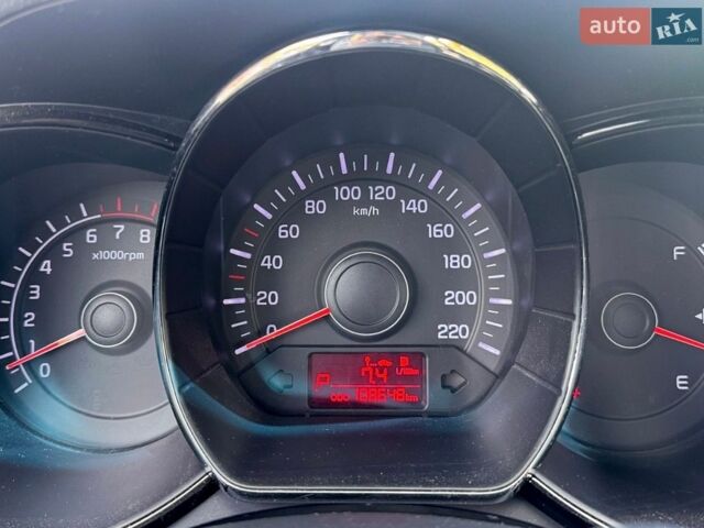 Синий Киа Рио, объемом двигателя 1.59 л и пробегом 109 тыс. км за 7500 $, фото 2 на Automoto.ua