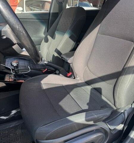 Синій Кіа Ріо, об'ємом двигуна 1.37 л та пробігом 92 тис. км за 12800 $, фото 29 на Automoto.ua