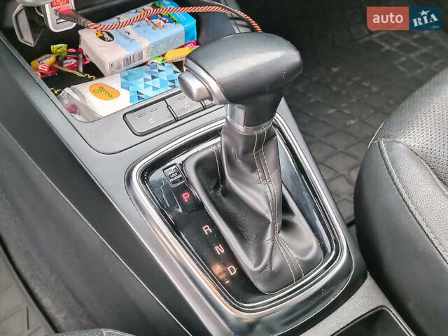 Синий Киа Рио, объемом двигателя 1.6 л и пробегом 106 тыс. км за 15490 $, фото 20 на Automoto.ua