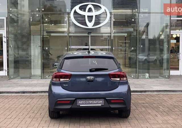 Синий Киа Рио, объемом двигателя 1.4 л и пробегом 61 тыс. км за 12431 $, фото 3 на Automoto.ua