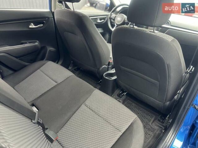 Кіа Ріо 2018 у Малой Виске на Automoto.ua Синій Кіа Ріо, об'ємом двигуна 1.59 л та пробігом 65 тис. км за 15600 $, фото 9 на Automoto.ua