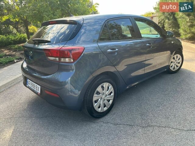 Синий Киа Рио, объемом двигателя 1.37 л и пробегом 63 тыс. км за 15300 $, фото 3 на Automoto.ua