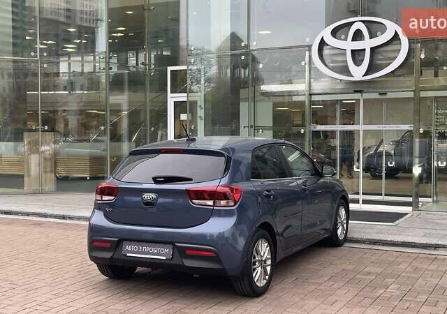 Синий Киа Рио, объемом двигателя 1.4 л и пробегом 61 тыс. км за 12431 $, фото 16 на Automoto.ua