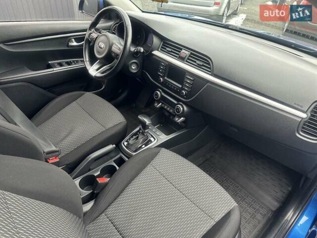 Кіа Ріо 2018 у Малой Виске на Automoto.ua Синій Кіа Ріо, об'ємом двигуна 1.59 л та пробігом 65 тис. км за 15600 $, фото 7 на Automoto.ua