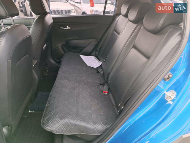 Синий Киа Рио, объемом двигателя 1.6 л и пробегом 106 тыс. км за 15490 $, фото 25 на Automoto.ua
