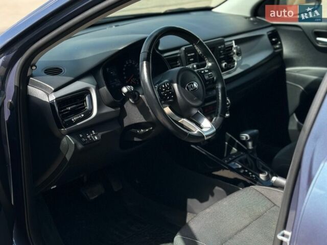 Синий Киа Рио, объемом двигателя 1.37 л и пробегом 62 тыс. км за 13800 $, фото 6 на Automoto.ua