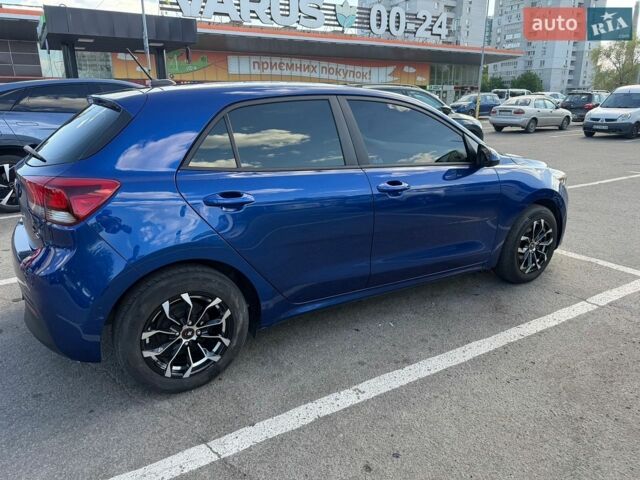 Синий Киа Рио, объемом двигателя 1.59 л и пробегом 86 тыс. км за 16500 $, фото 4 на Automoto.ua