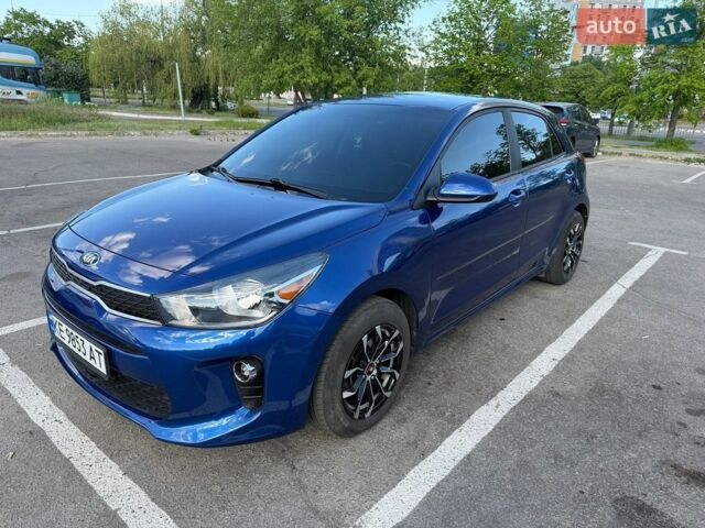 Синий Киа Рио, объемом двигателя 1.59 л и пробегом 86 тыс. км за 16500 $, фото 2 на Automoto.ua