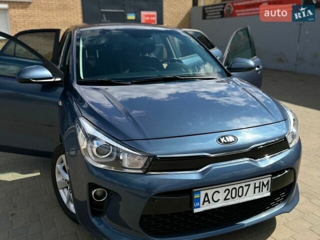 Синий Киа Рио, объемом двигателя 1.37 л и пробегом 62 тыс. км за 13800 $, фото 3 на Automoto.ua