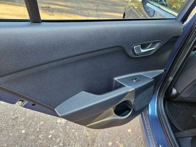 Синий Киа Рио, объемом двигателя 1.4 л и пробегом 95 тыс. км за 12000 $, фото 7 на Automoto.ua